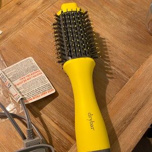 Drybar DoubleShot Heated Round Brush New Condition